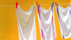 7 jeitinhos para desencardir pano de prato: aprenda essas técnicas fáceis e sem muito esfrega-esfrega