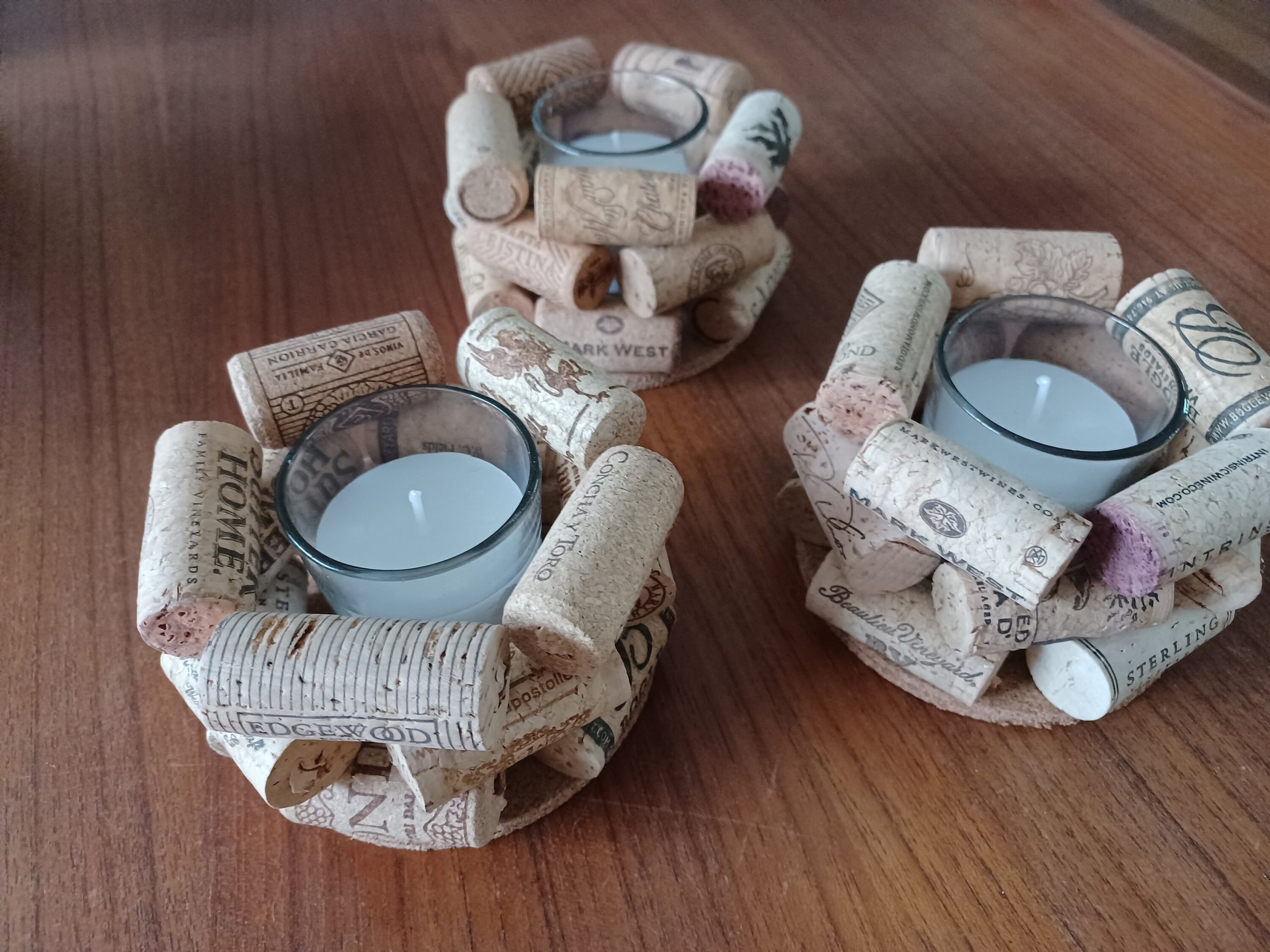 suporte para velas de rolhas de cortiça 