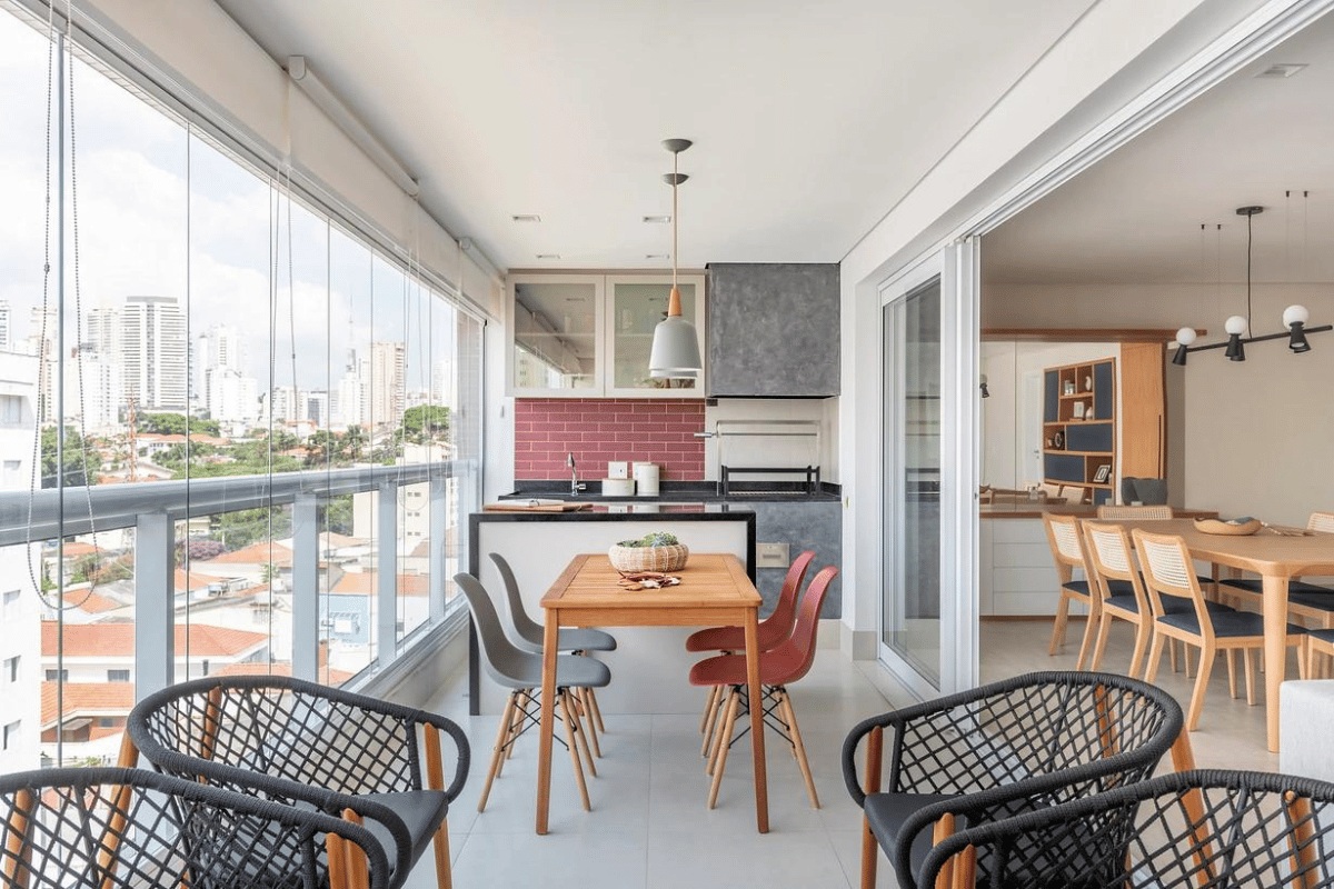 área gourmet pequena integrada com sala de jantar