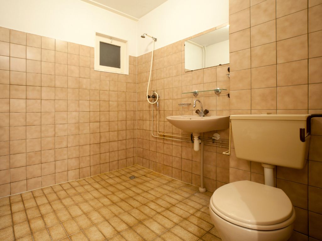 Banheiro que parece antigo