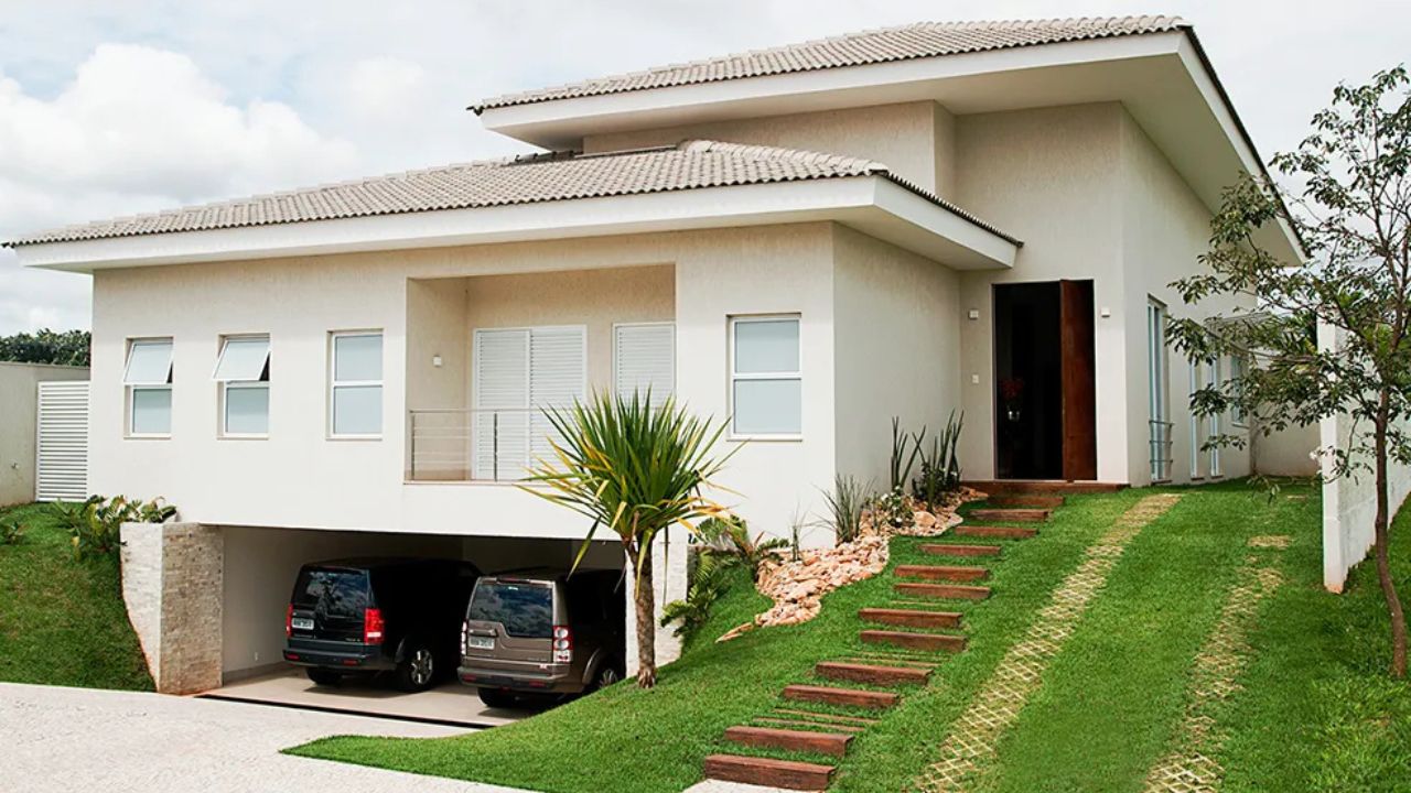 Os Erros na Fachada que Fazem Sua Casa Parecer Velha – e Como Resolvê-los