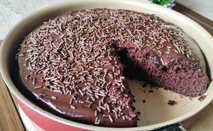 receita de bolo de chocolate na frigideira