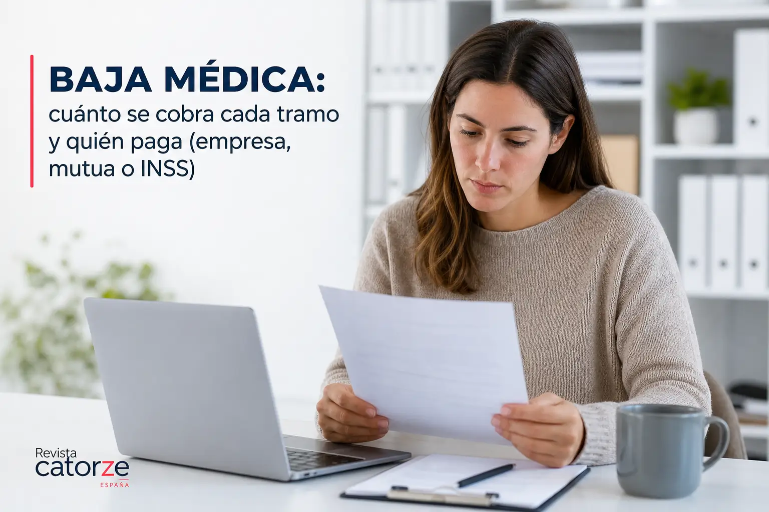 Mulher revisando documentos em escritório sobre educação financeira 2026